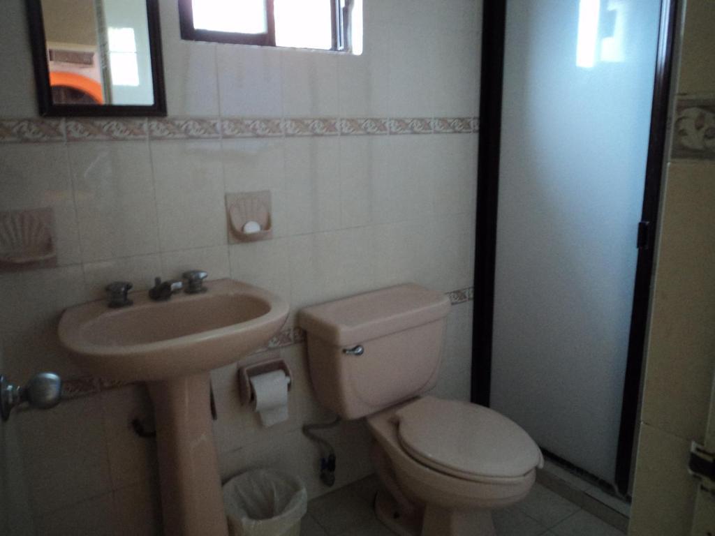 Hotel Mario'S Inn Ramos Arizpe Habitación foto
